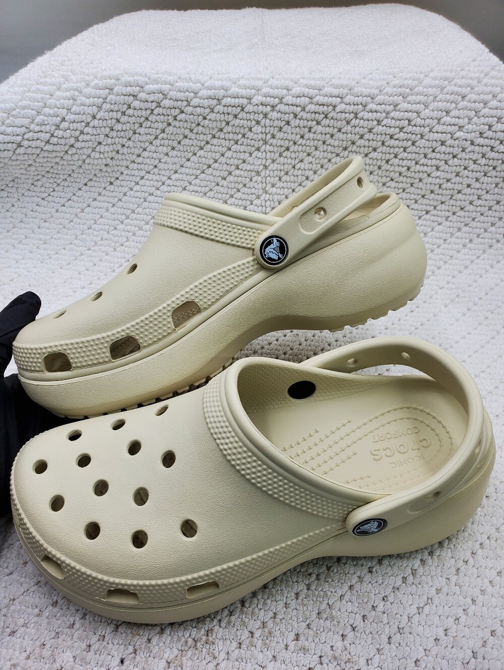 Crocs Classic Platform Clog in Cream